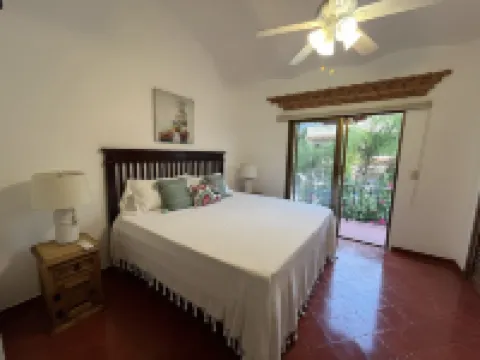 Spacious 2 bedroom oceanfront apartment