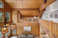 Red Fox Luxury Lodge - Gorgeous Views of Lake Cle Elum - Hot Tub - Game Room