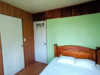 Near La Fortuna, Cabin with Volcano View