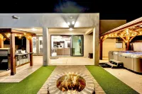 Modern 3-Bedroom Villa with Jacuzzi and Gym