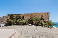 Castle in Cabo! One of a Kind - Ocean views Los Cabos Whale Shark 주변 호텔