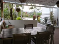 Apartment "ARBRE VOYAGEUR", swimming pool, mountain view