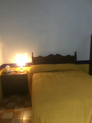 The room it self accessed by a complety private entrance , new matress Hotels in Ajijic
