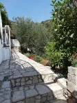 Apartment Olly seafront large terrace with barbecue 4 sunbeds and garden
