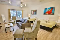 Key West Suites Hotel - Adam Scott Rote Suite