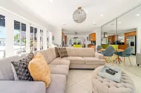 Pompano Beach Luxury Waterfront 4-bedroom house 2 minutes from the beach Các khách sạn ở Bãi biển Pompano