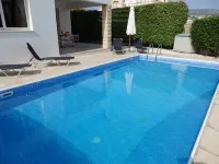Lovely 3 Bedroom Villa with Private Pool very close to the heart of Coral Bay - 2つ星