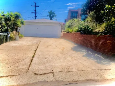 ¡Secret Garden! Pet Friendly Guest Studio La Mesa