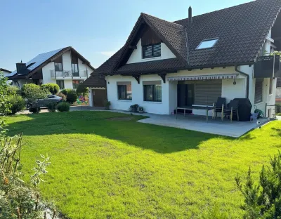 Moderne, Ruhige Gartenwohnung mit Gemütlicher Terrasse Zwischen Stadt und Natur Отели в г. 