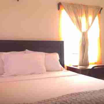 Panoramic View+Private+Cozy=Affordable Rooms