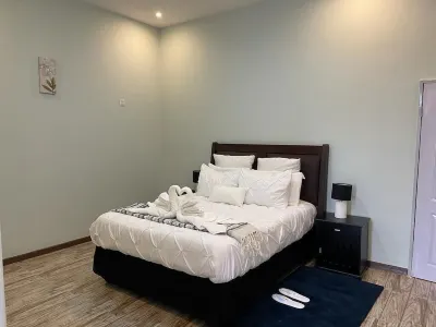 Meanwood place apartments- executive suite Hotels in 