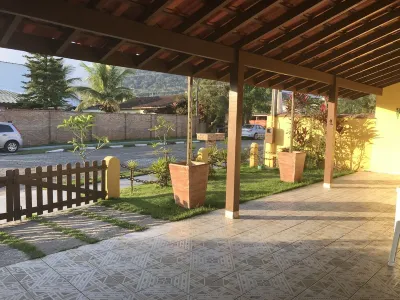 Cond.P. Patrimonium swimming pool, barbecue, 24h security WI-FI Air Conditioning Hotels near Praia massaguacu