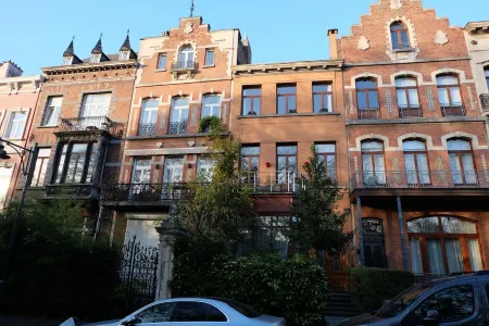 Superb character duplex in the European district Отели рядом с достопримечательностью «Rue St Boniface»