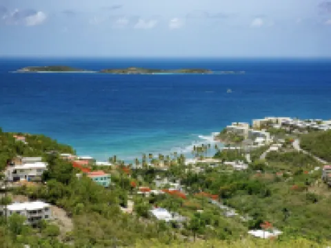 Breathtaking Panoramic Views Of The Caribbean Sea From This Luxury Villa サウスサイドのホテル