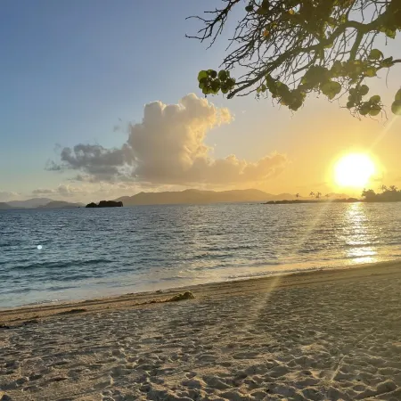 Sapphire Beach! Walk Out Beach Front only 52 steps to sand!! Updated