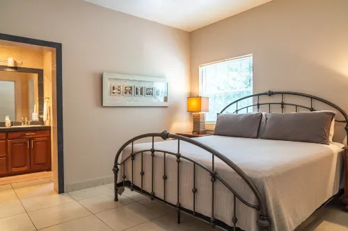 Ocean View Condo located within Bermuda Beach - Gold Standard Approved