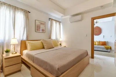 Modern King Size Bed Condo with Pool by Agora Mall Hotels in 