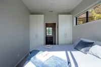 Sunny 2 bedroom home with magnificent lake views.