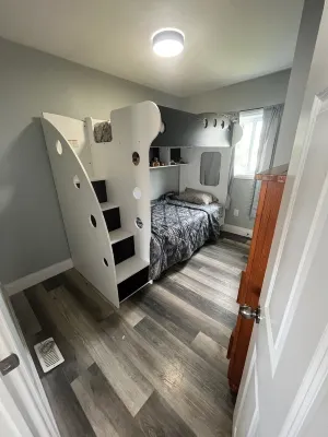 Hidden Gem!!! Hotels in Wasaga Beach