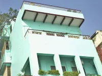Kedareswar B&B Hotels near Dashashwamedh Ghat