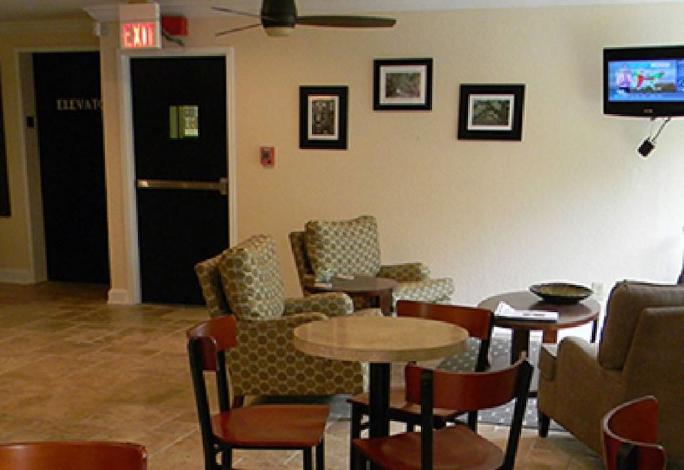 Green Lighthouse Hotel Over view