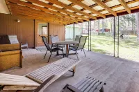 1 Mi to Town: Woodland Park Home w/ Yard! - 2-Star