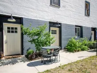 Tobacco Warehouse Inn 克勞福德縣酒店