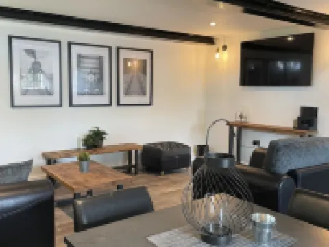 Booking Urban at Halstead Hotels in Halstead