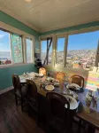 BB Casita Yellow Hotels in Valparaiso