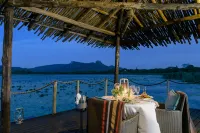 Ghost Mountain Inn Hotels in Mkuze