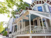 21 Broad Hotels in Nantucket County