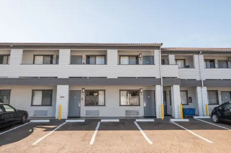 E-Z 8 Motel Old Town