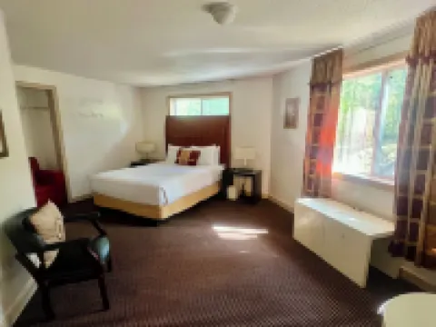 Saco River Motor Lodge & Suites Hotels in Conway