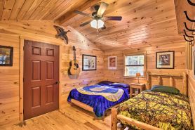 Parsons Cabin w/ Fire Pit & River Access!