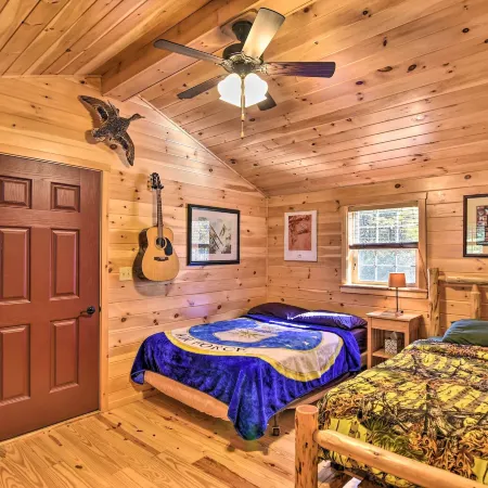 Parsons Cabin w/ Fire Pit & River Access! Отели в г. Такер