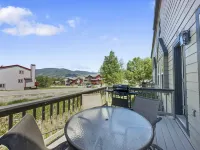 173 Buffalo Drive 3 Bedroom Townhouse by RedAwning
