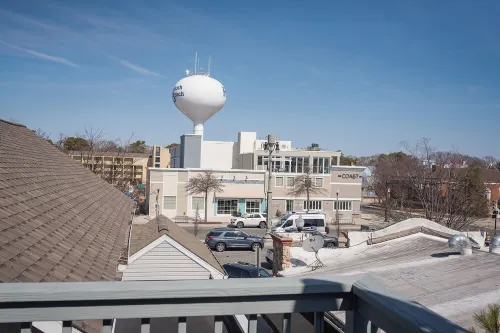 Penthouse- Rehoboth Beach -3 Bedroom with Private Deck