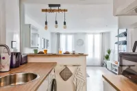 Cosy studio in the heart of the historic center Hotels in Pontoise