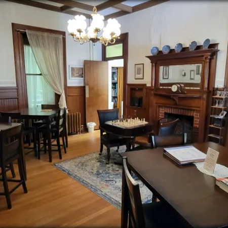 Inn at the Agora