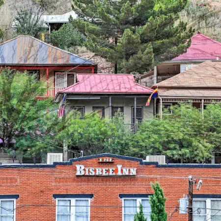 Home w/ Gas Grill - Walk to Bisbee Brewing Co