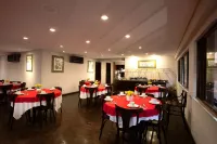 Hotel Elo Inn - breakfast