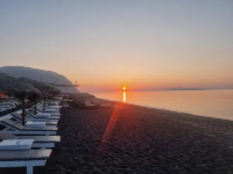 Santorini Studios Pleasure by the Sea