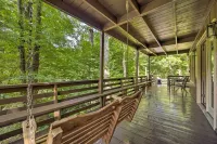 Charming Maggie Valley Getaway w/ Fire Pit! - parking