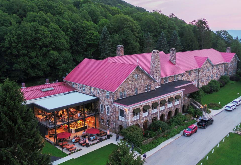 hotel overview picture