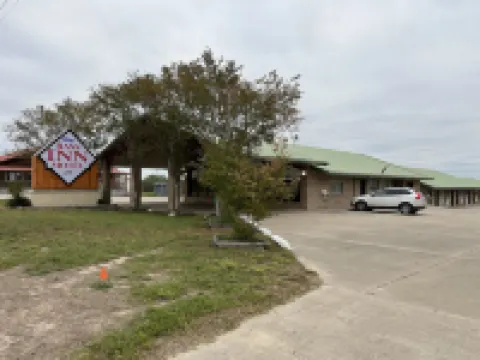 Bass Inn - Choke Canyon National Park