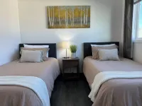 2 bedroom apartment overlooking the the mouth of the Kenai River. Downtown Kenai Hotels in Kenai