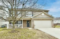 Just 10 Mins to Lucas Oil Stadium, Downtown, and Safe! Host 12+ in Spacious Home Hotels near Walmart Supercenter