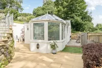 Luxury bungalow with outstanding countryside views minutes drive to many beaches