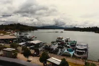 Hotel Portobelo Guatape - غرفة مطلة على الجبل