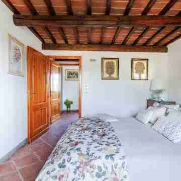 Tuscan Embrace Rooms